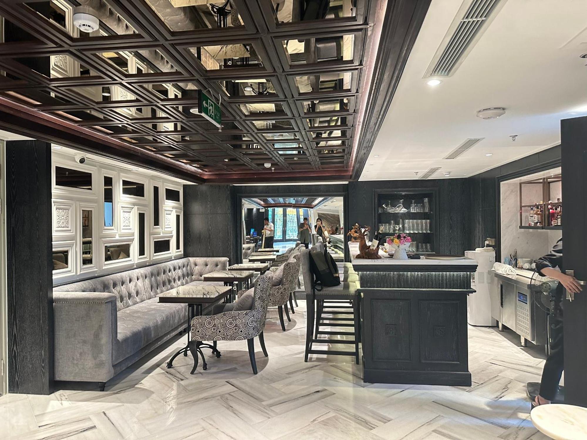 Khách sạn Luxe Paradise Premium 4*
