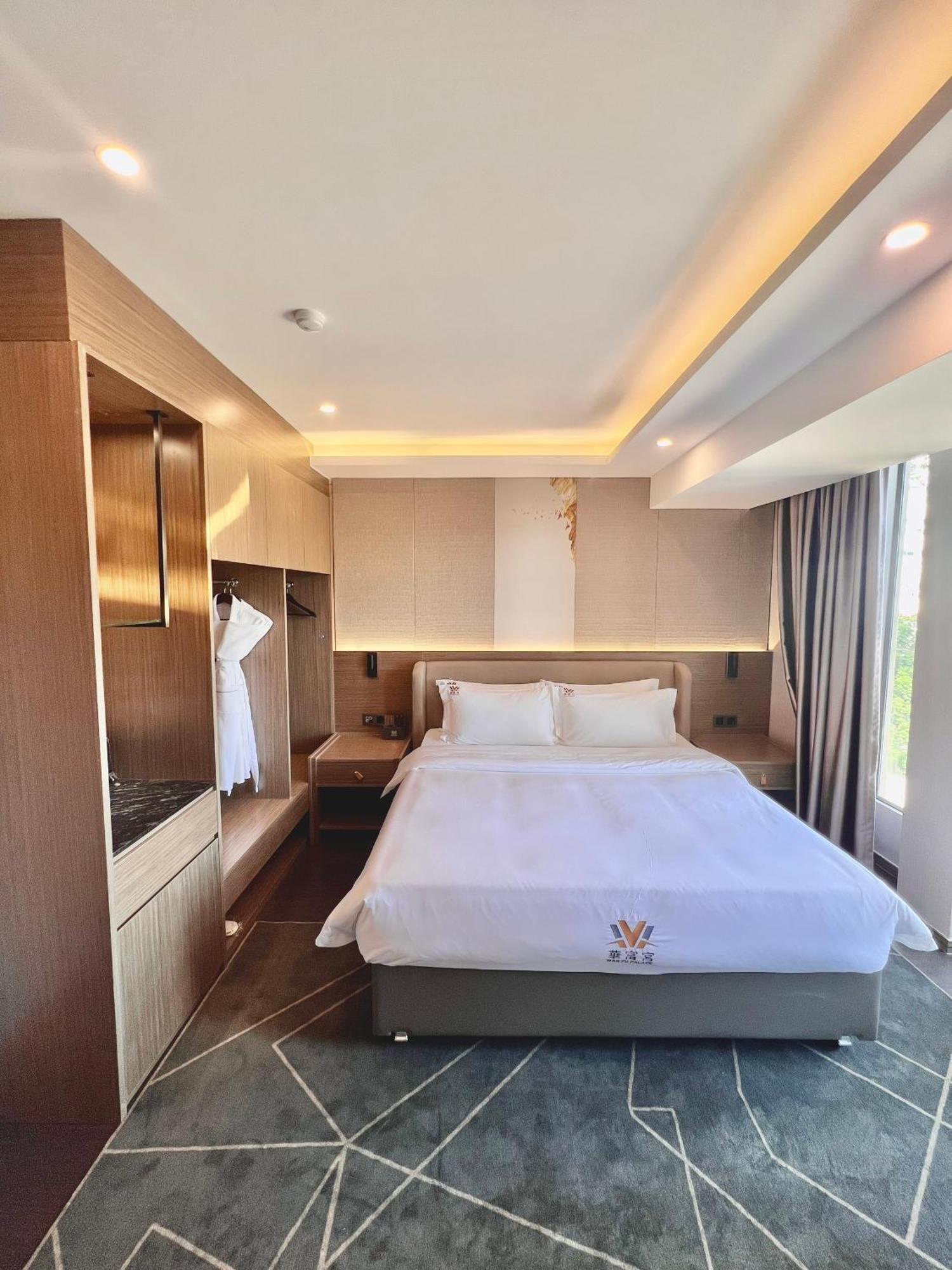 Wah Fu 4* TP. Hồ Chí Minh