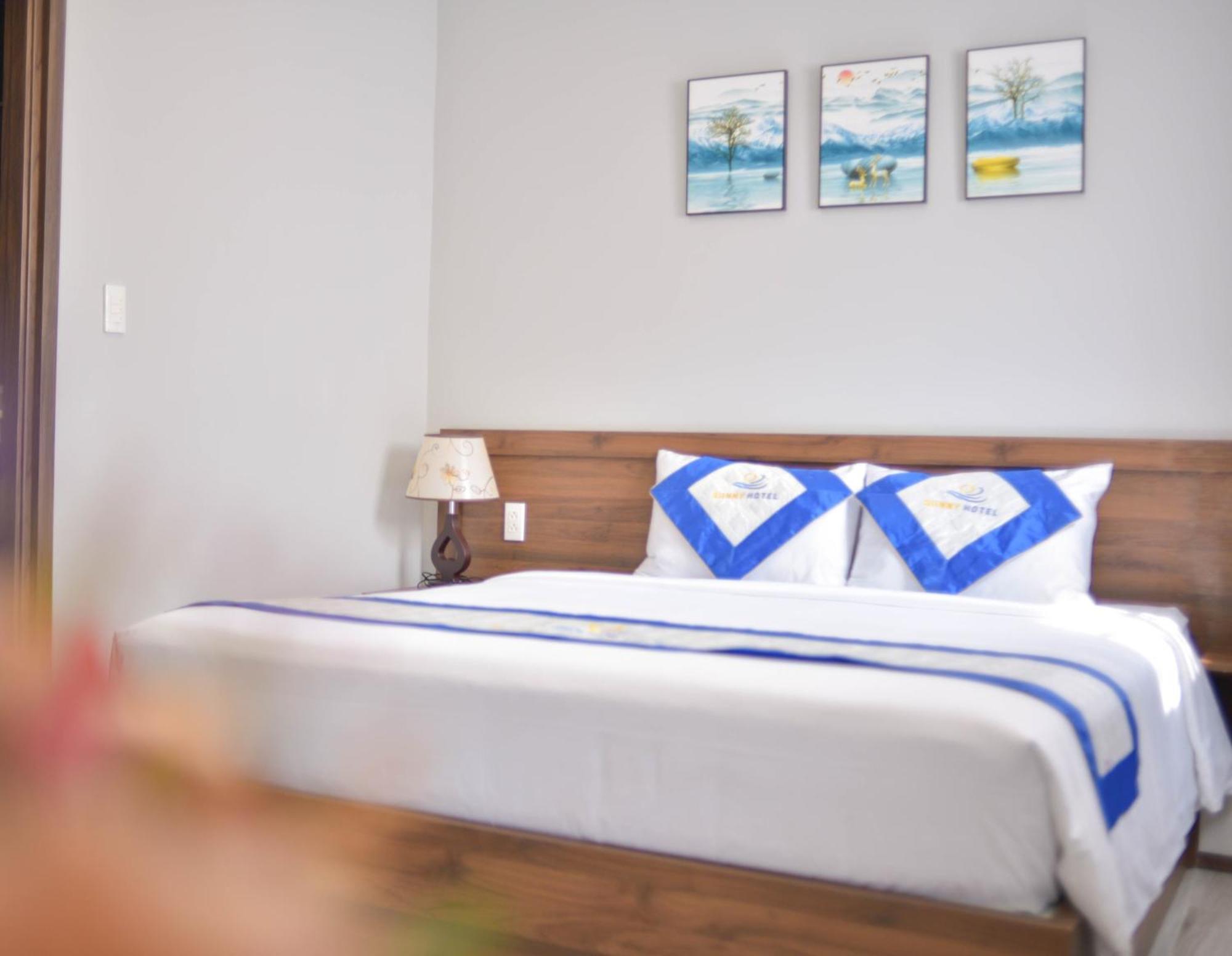 Hotel Sunny Phu Quoc- Sunset Town *