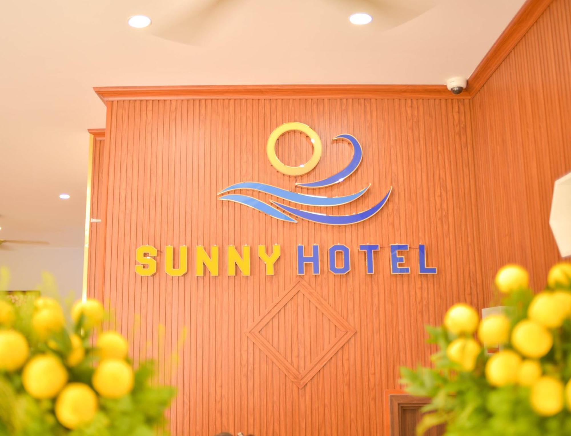 Sunny Phu Quoc- Sunset Town Hotel