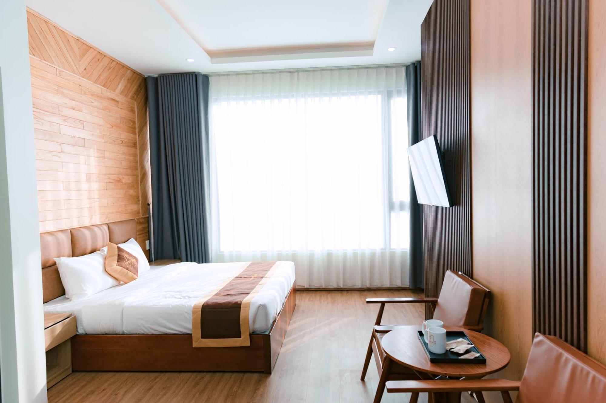 Luckystar Hotel 3*
