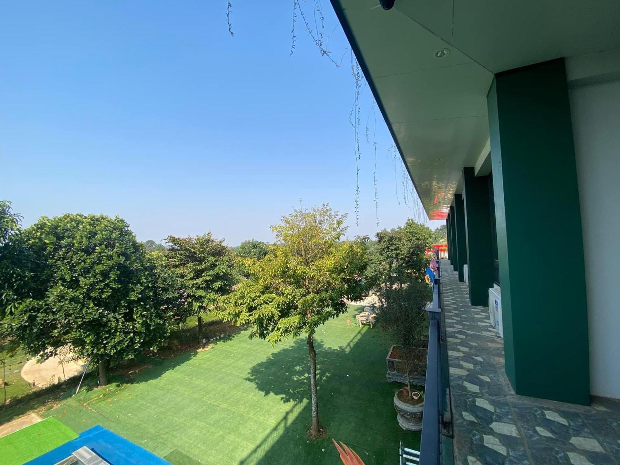 King Bavi Resort
