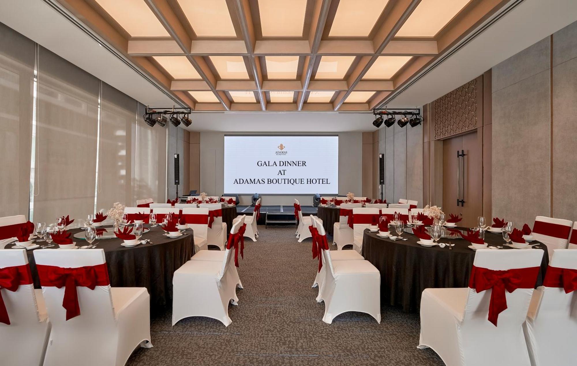 Hotel Adamas Boutique 5*