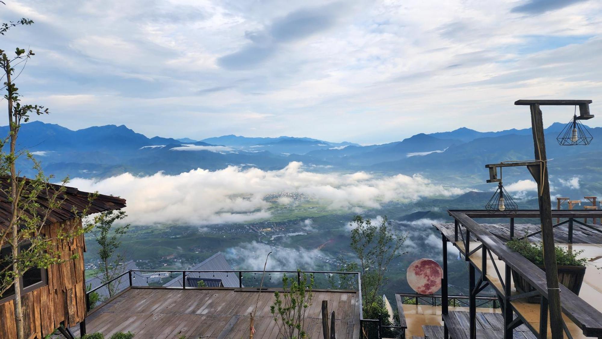 Lau Phinh Ho Hotel