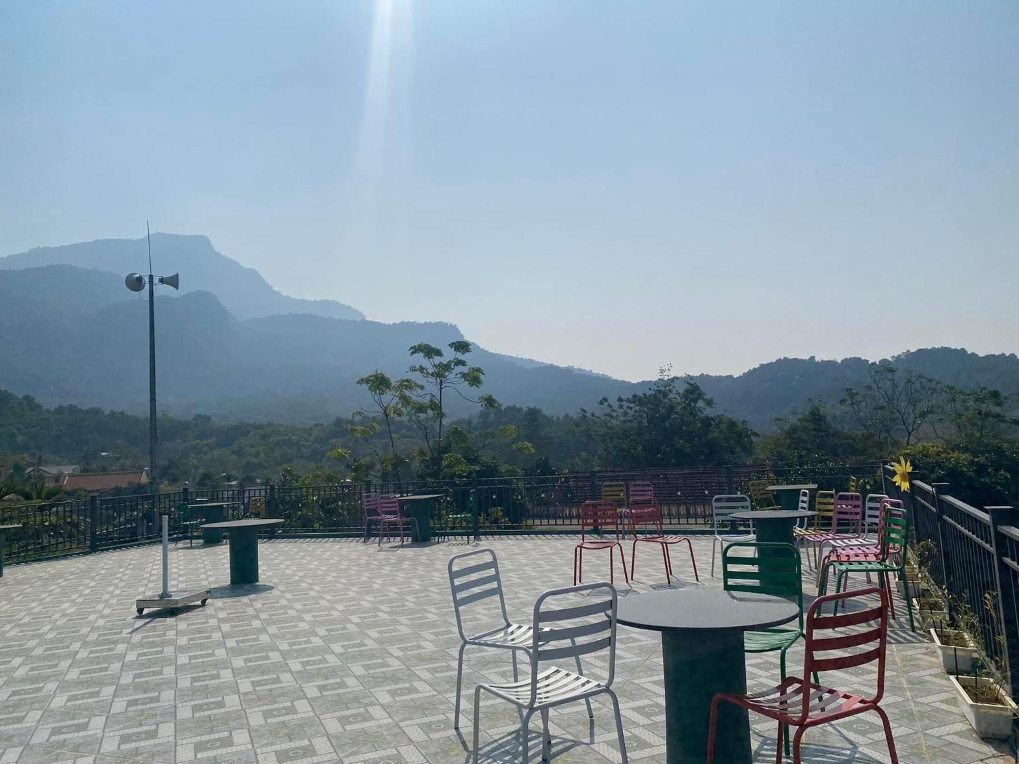Resort King Bavi
