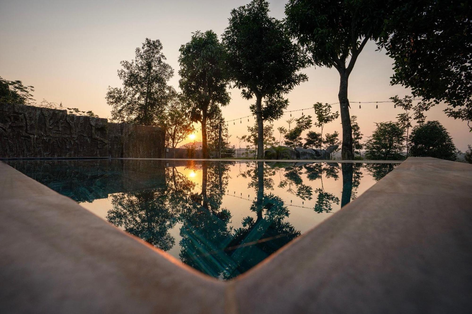 King Bavi Resort