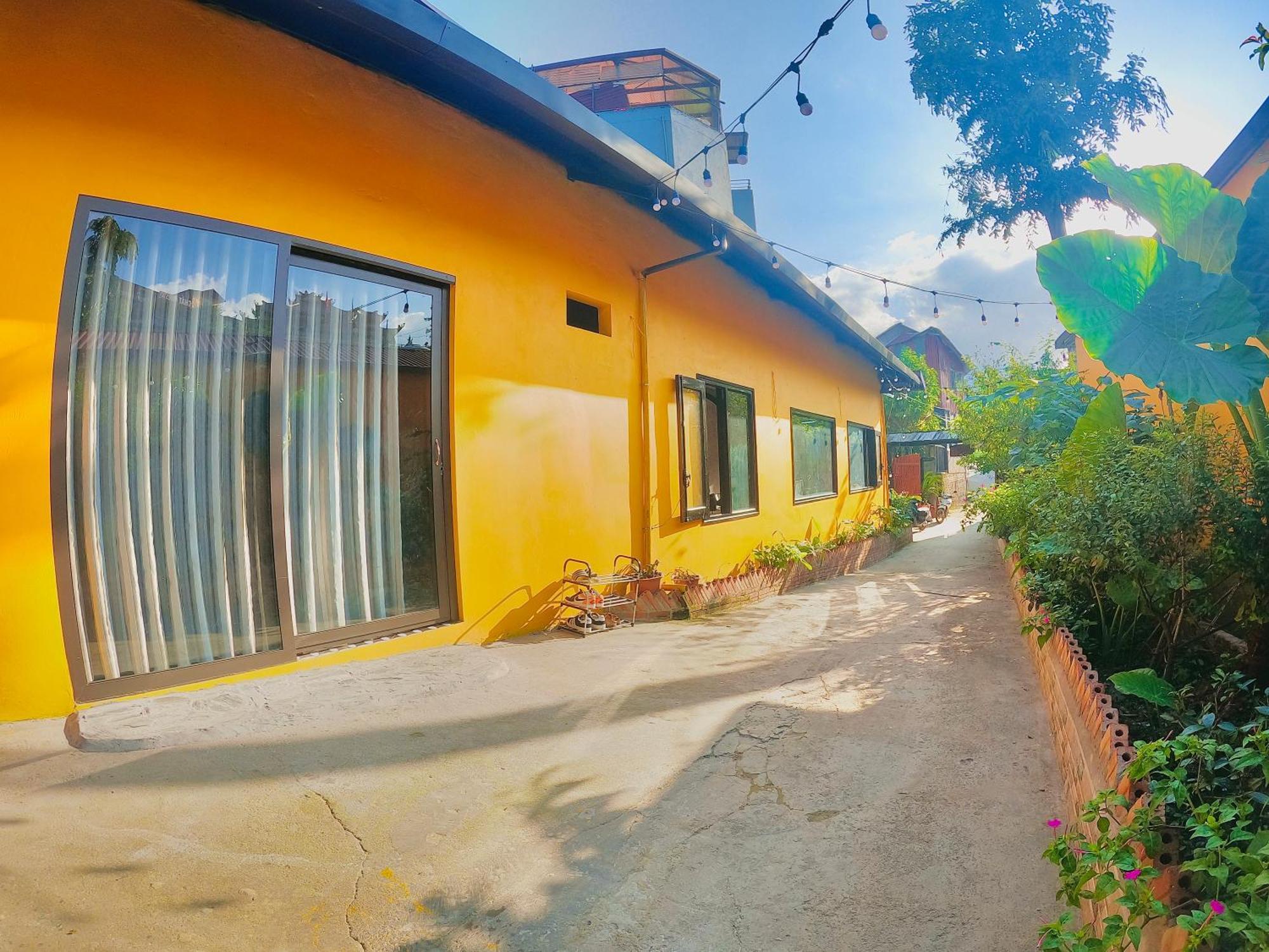 J'house Hostel