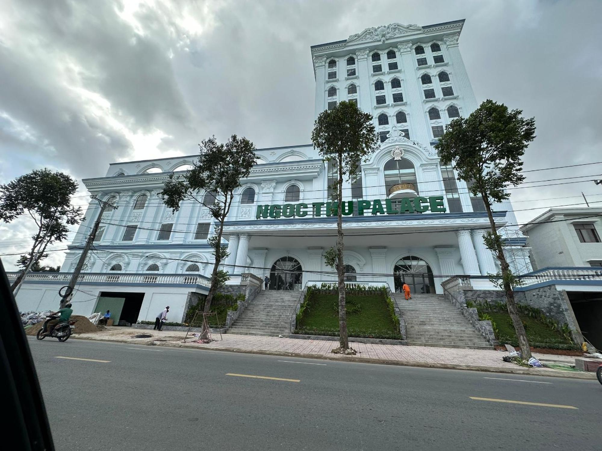Ngoc Thu Palace 4*