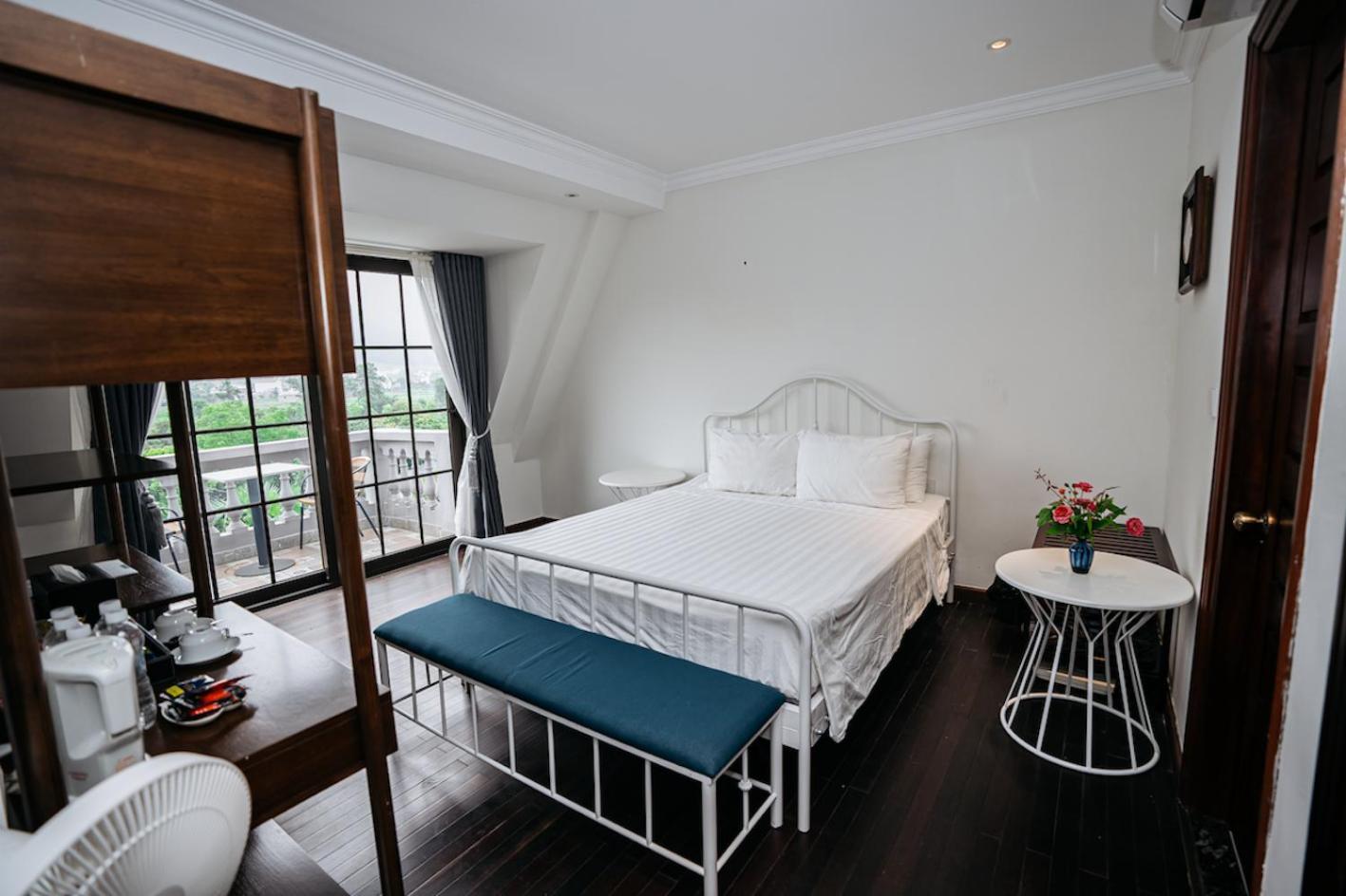 Paradise Soc Son Resort 4*