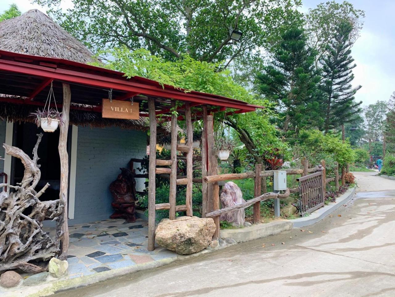 Paradise Soc Son Resort Hanoi