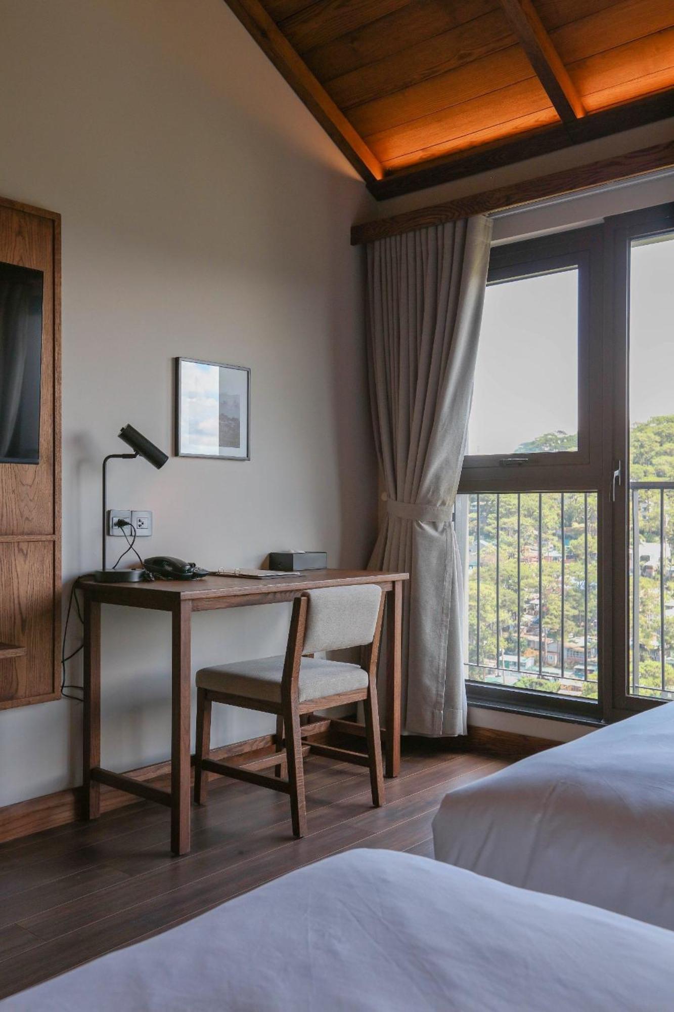 Hls Hotel