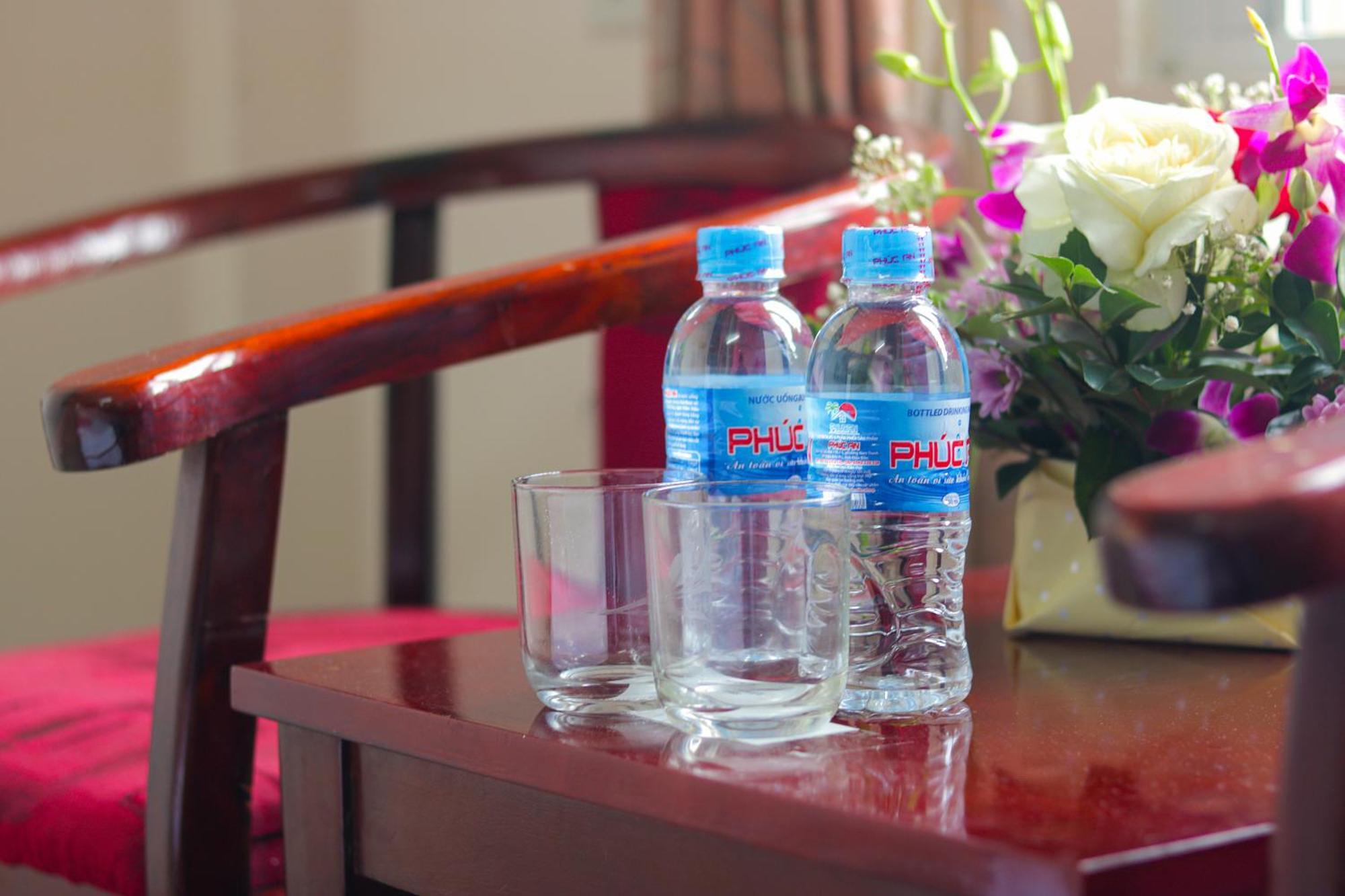 Hotel Khach San Nam Rom