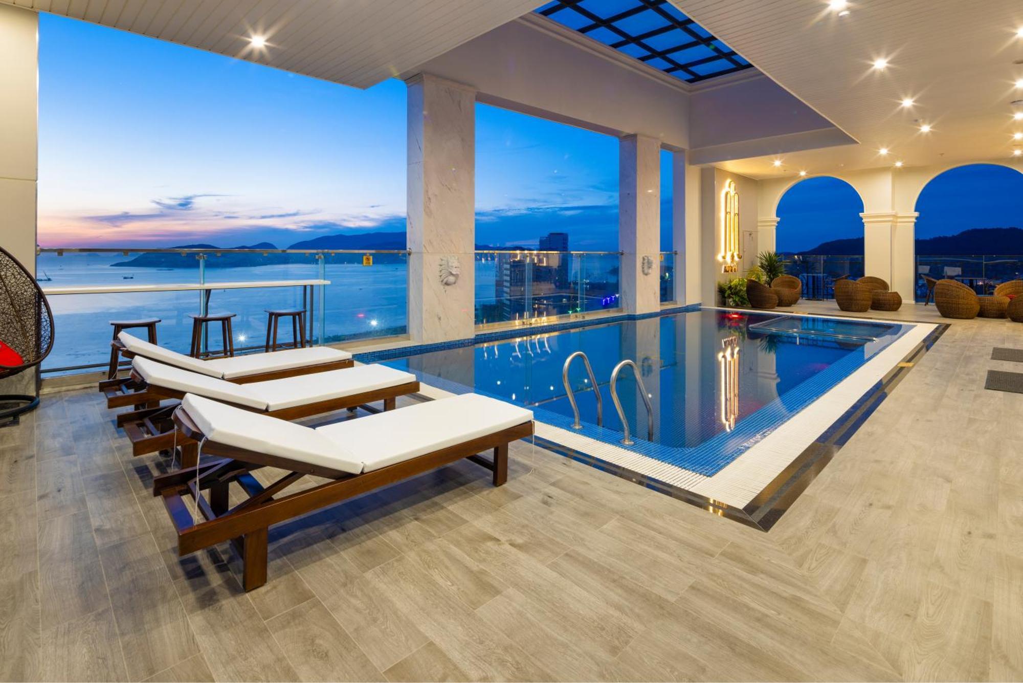 Avari Hotel Nha Trang