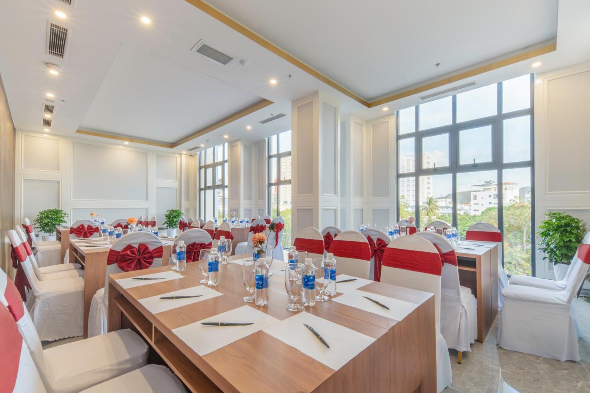 Avari 4* Nha Trang