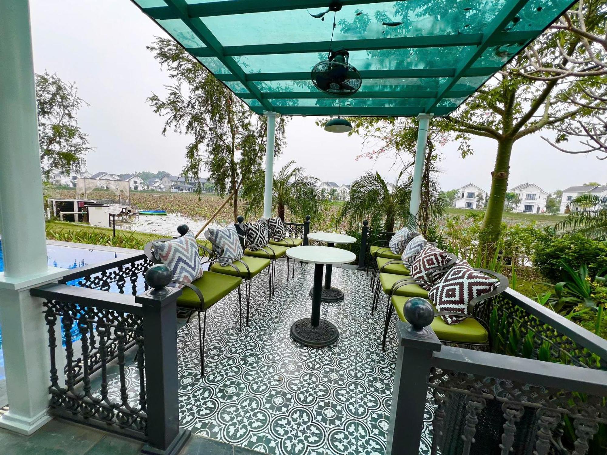 Hotel Lotus Vuon Vua