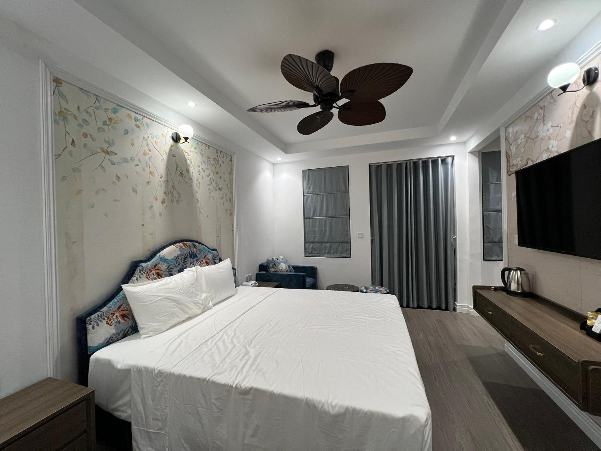 Hotel Lotus Vuon Vua