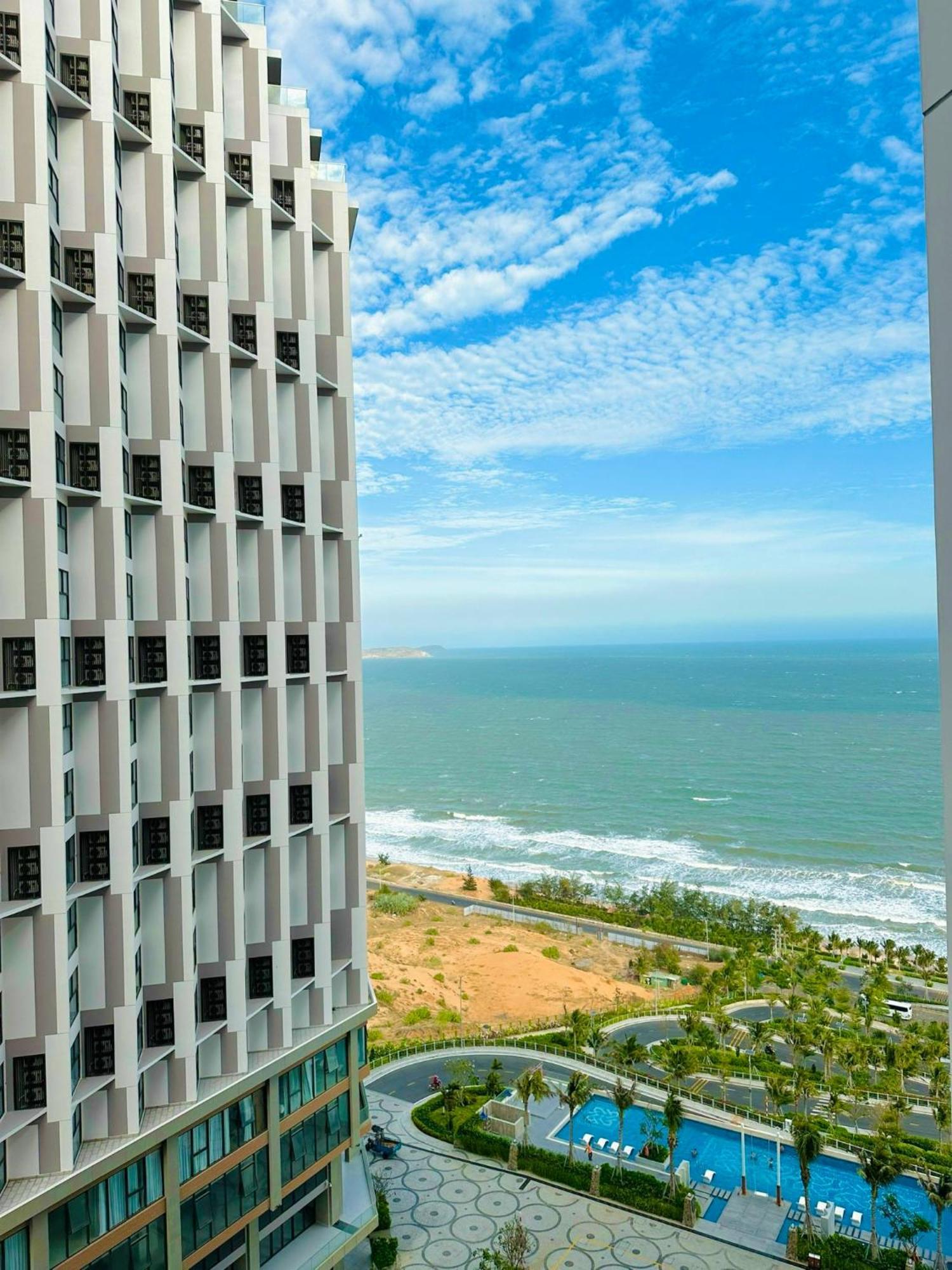 Hotel Apec Mandala Chambay Mui Ne 5*