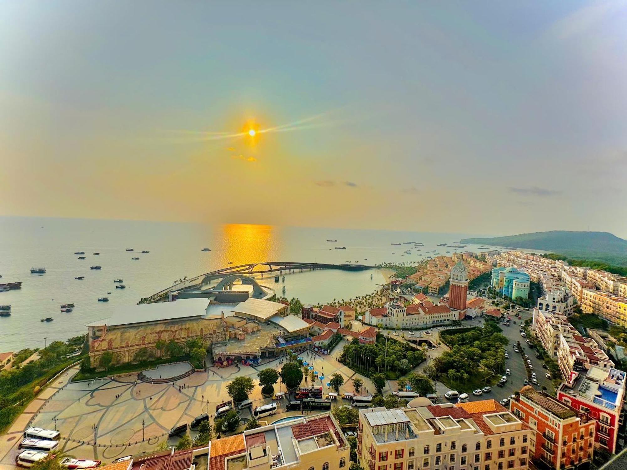 Ho View Bien Sunset Town Apartment Phu Quoc