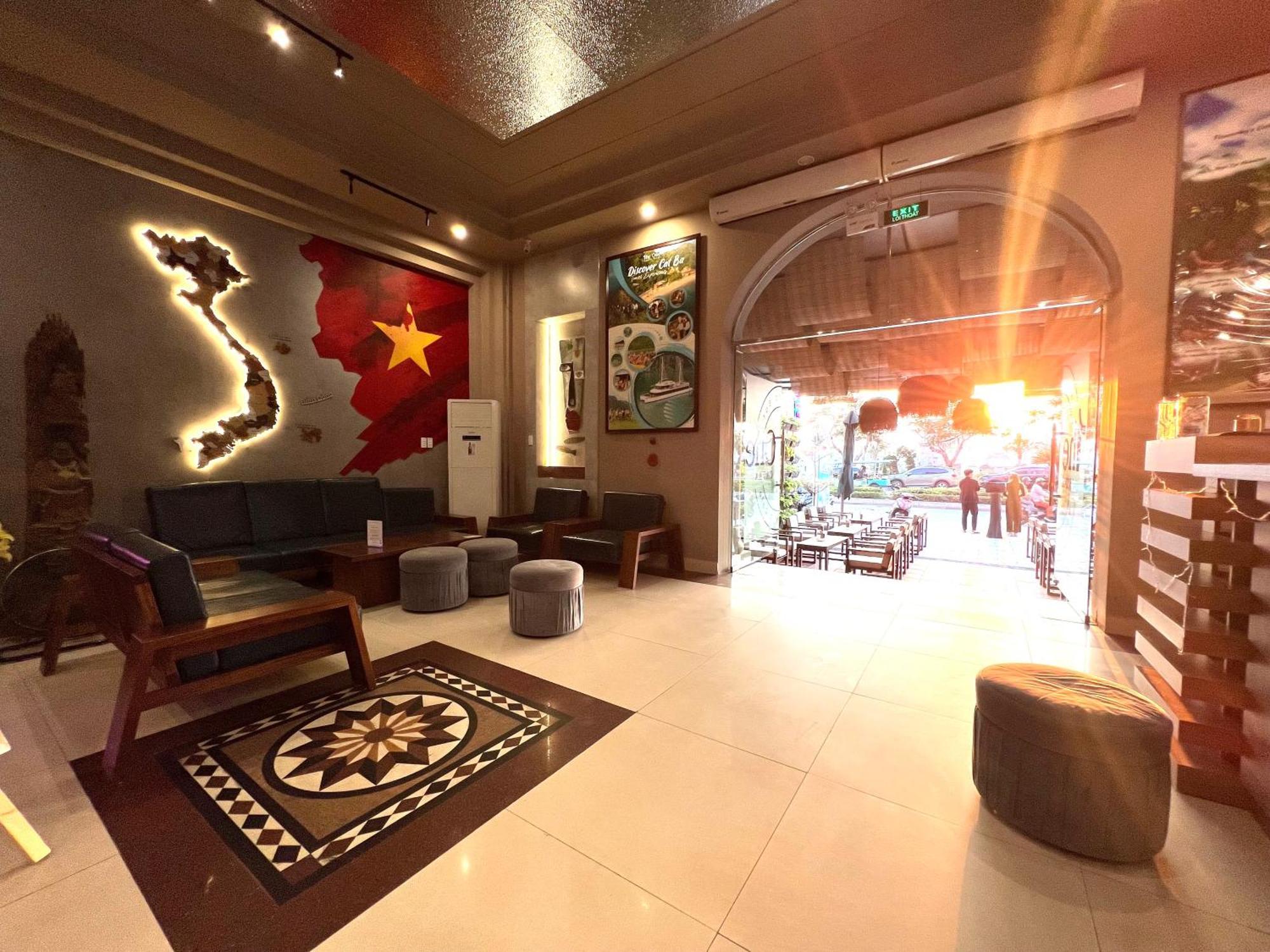 The One & Rooftop Bar Catba Hostel Cat Ba Island