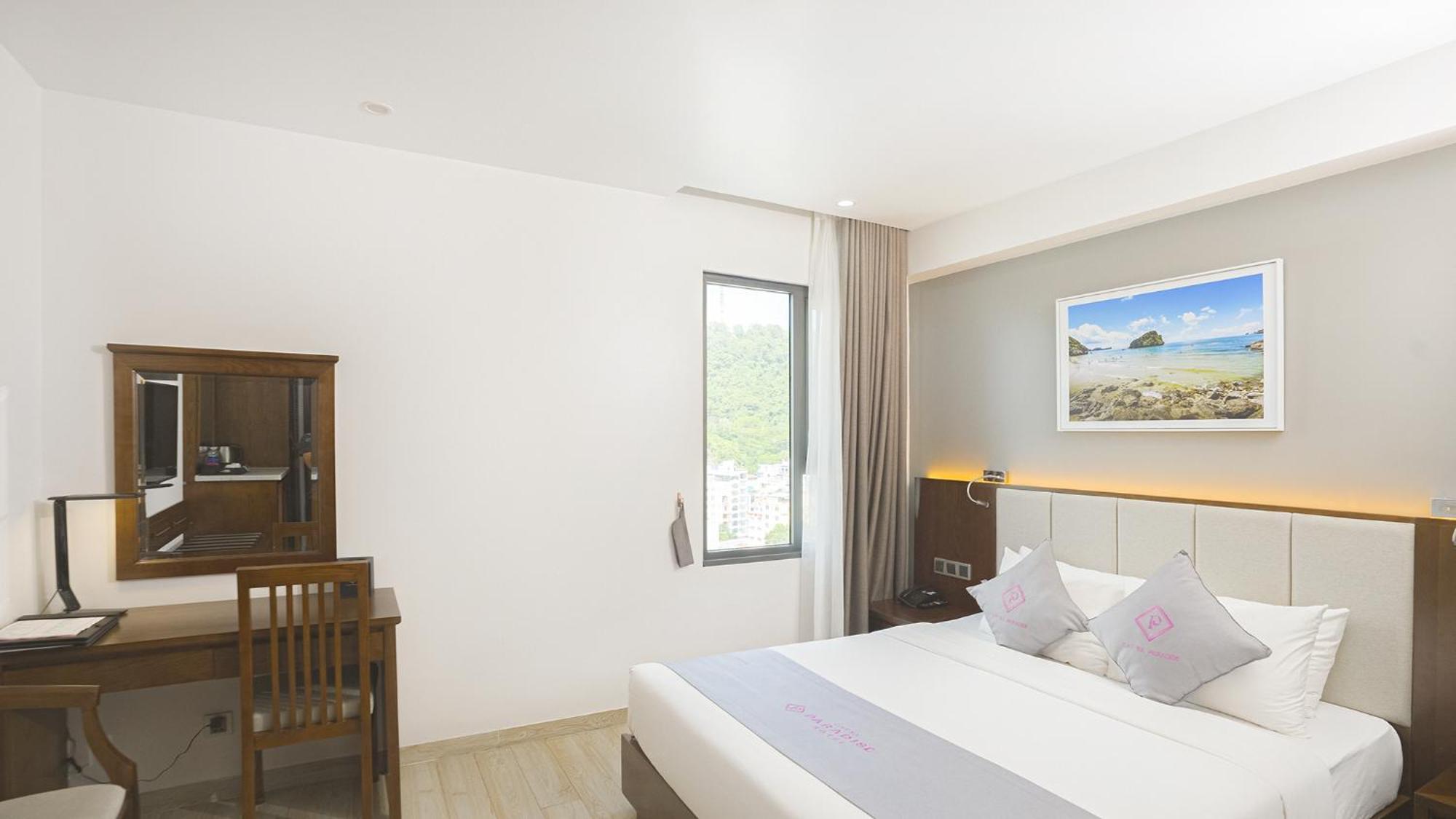 Hotel Paradise Cat Ba Pool & Sky Bar - Managed By Elite Hospitality 4*