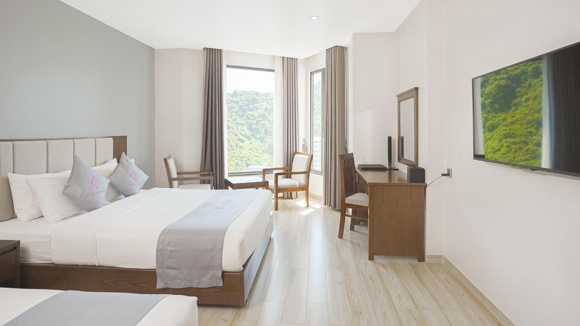 Hotel Paradise Cat Ba Pool & Sky Bar - Managed By Elite Hospitality 4*