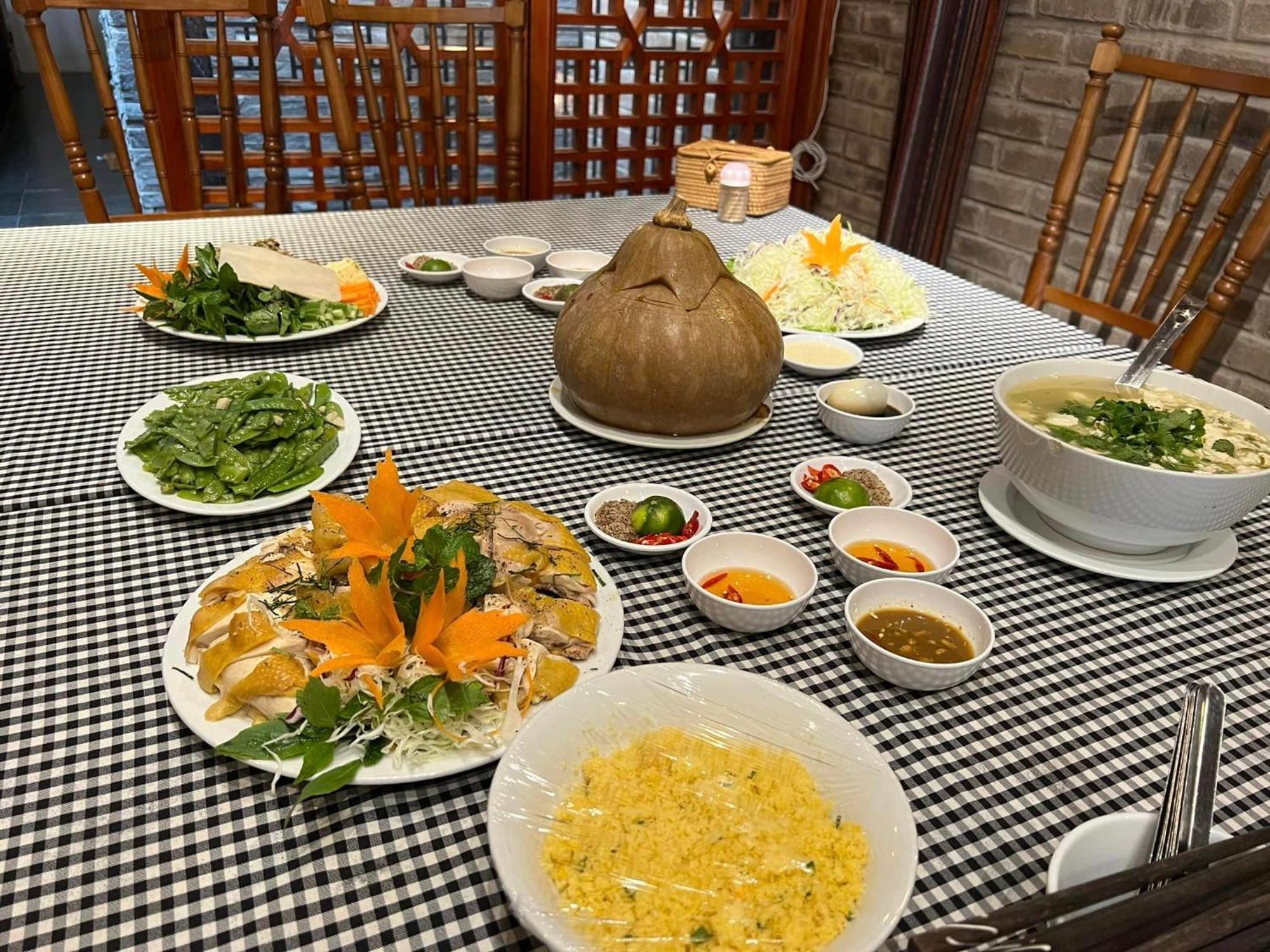 Ethnic House Jr Hotel Dong Van (Ha Giang)