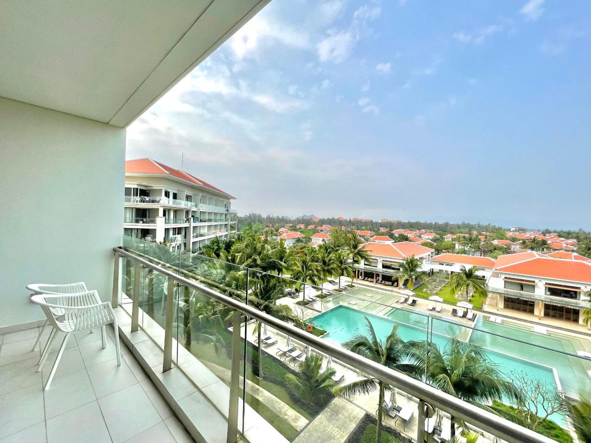 Resort The Ocean Da Nang
