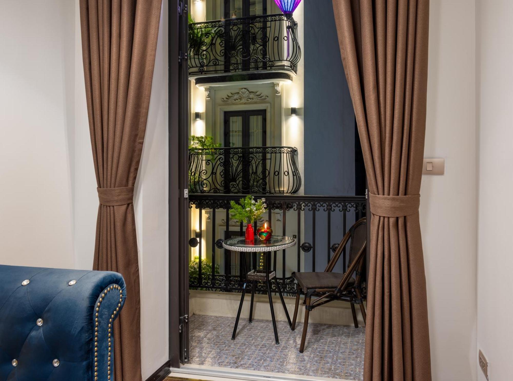 Hotel Calista Trendy & 4*