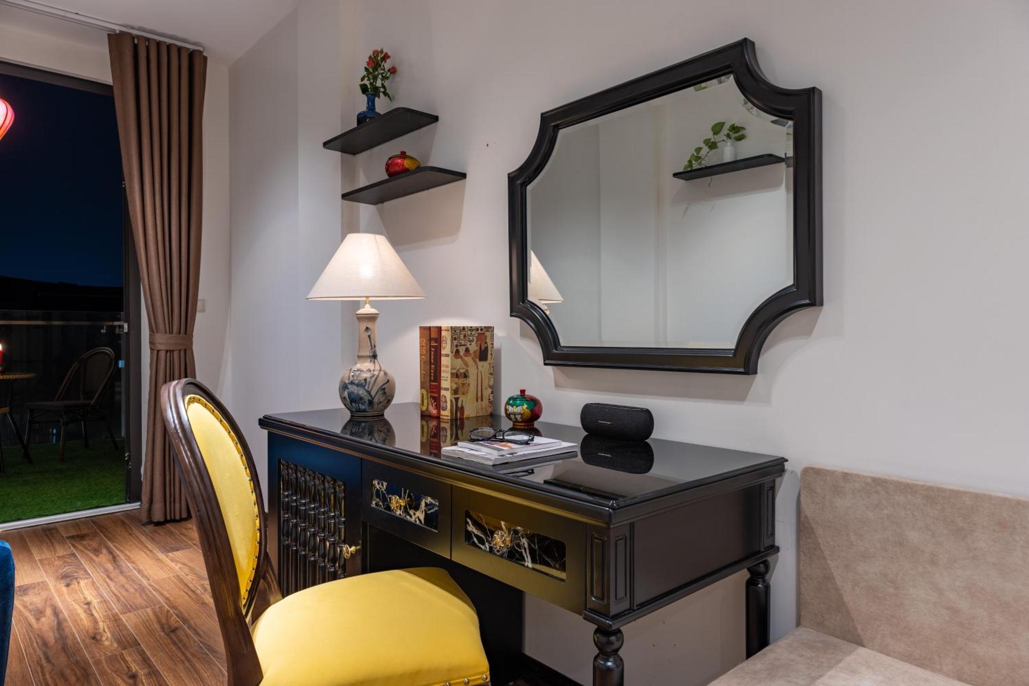 Calista Trendy & Hanoi