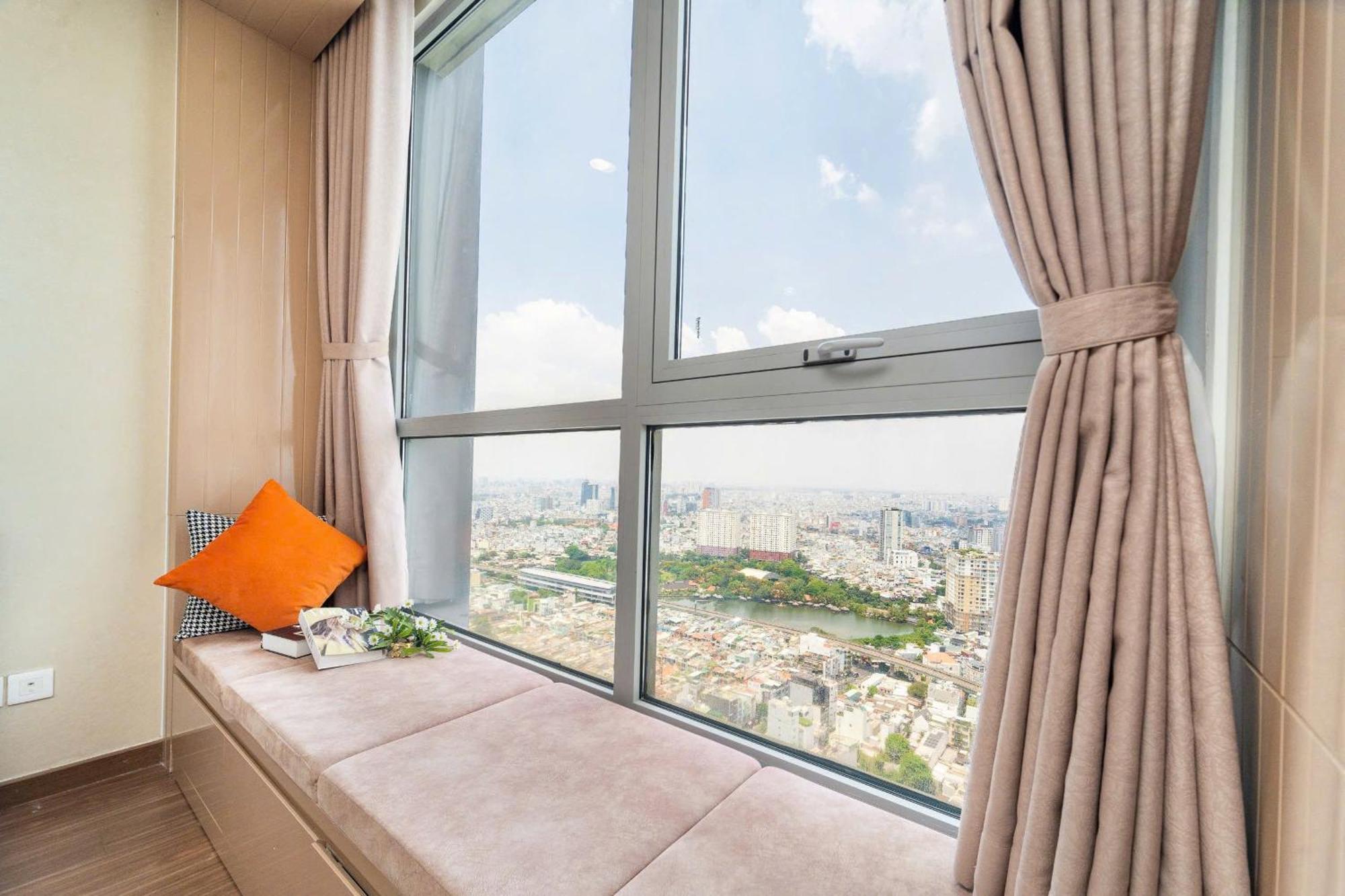 Landmark Nova Vinhome Park * Ho Chi Minh City
