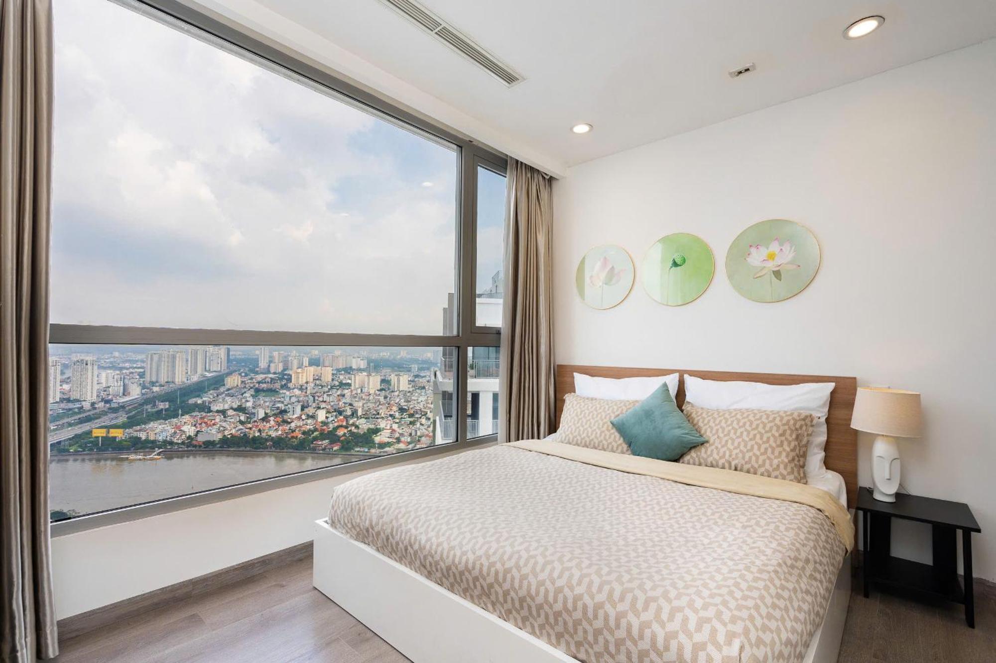 Landmark Nova Vinhome Park Apartment *