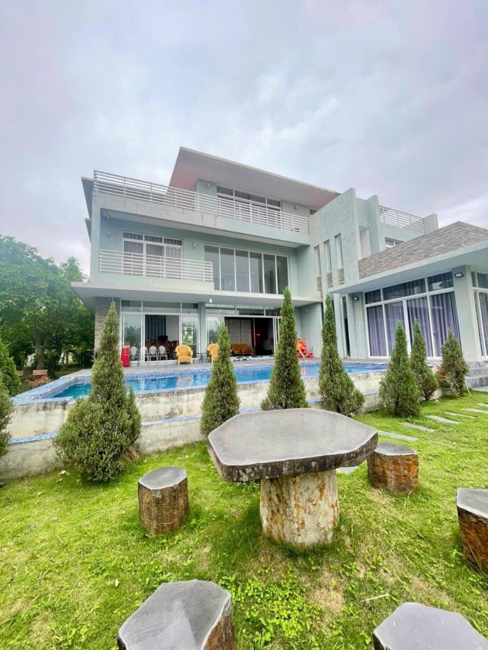 9 Ngu Mat Bien Tuan Chau - Rong Gan 1000m2- San Vuon - Be Boi - Bbq Villa *