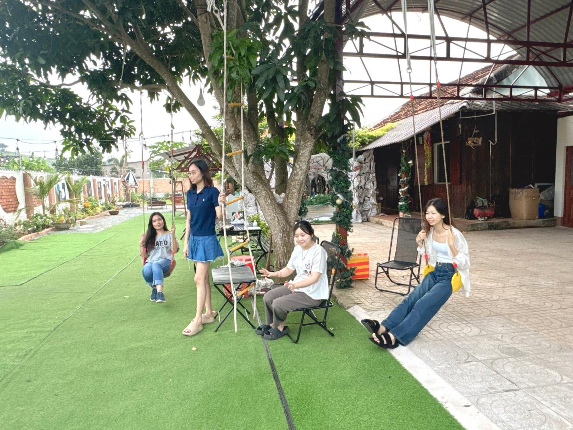Ho Tram - Phong Vip View Nui Doi Bon Phia Tren Cao Nhà ở miền quê