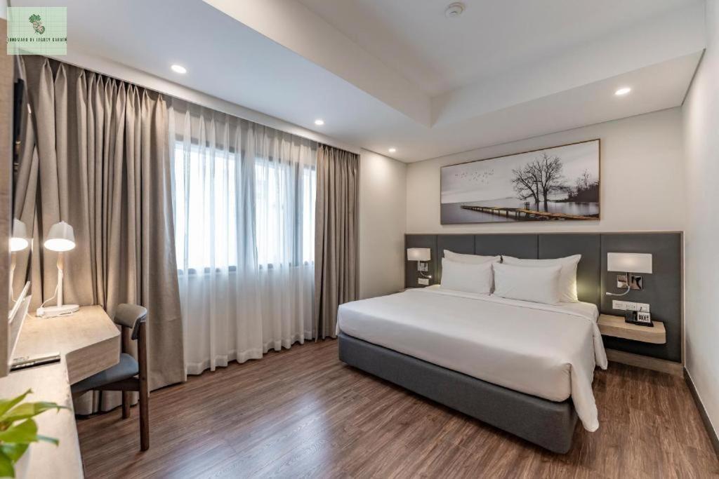 Landmark 81 Legacy Garden Apartment
