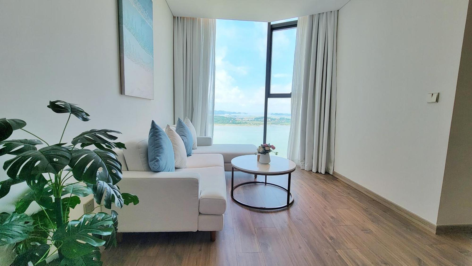 Apartment Waterfront A La Carte Ha Long