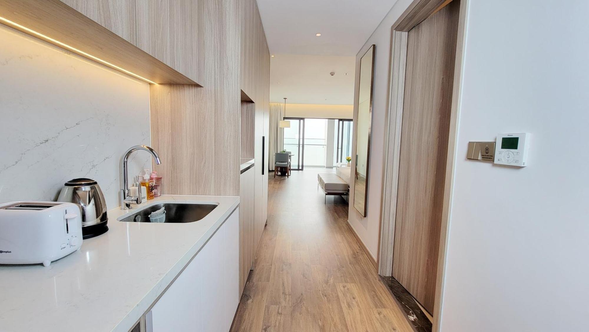 Waterfront A La Carte Apartment *