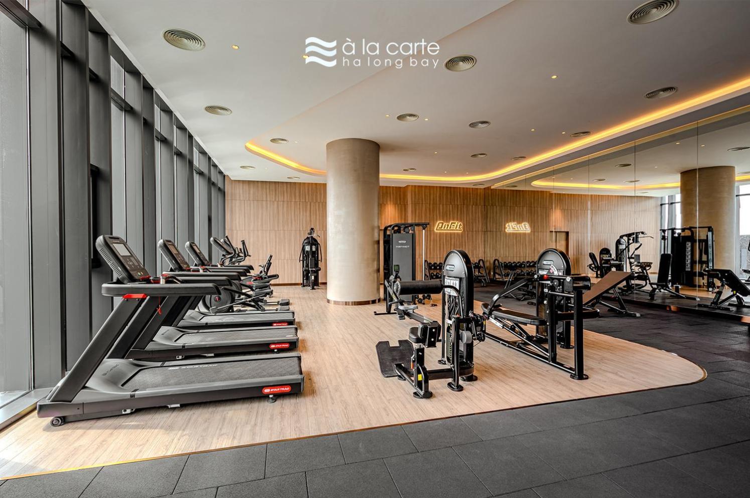 Alacarte - Right On - High Floor Apartment Ha Long