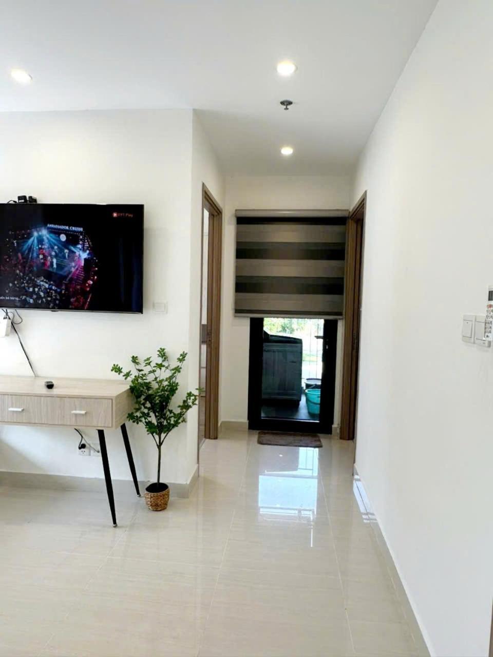 Shi House 14- 2br 70m Toa S903 & The Origami Apartment Long Binh
