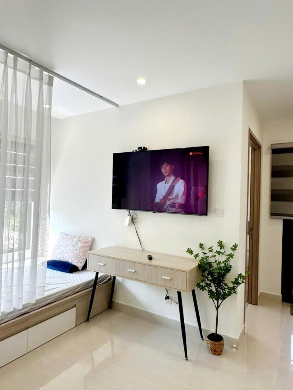 Shi House 14- 2br 70m Toa S903 & The Origami Apartment Long Binh