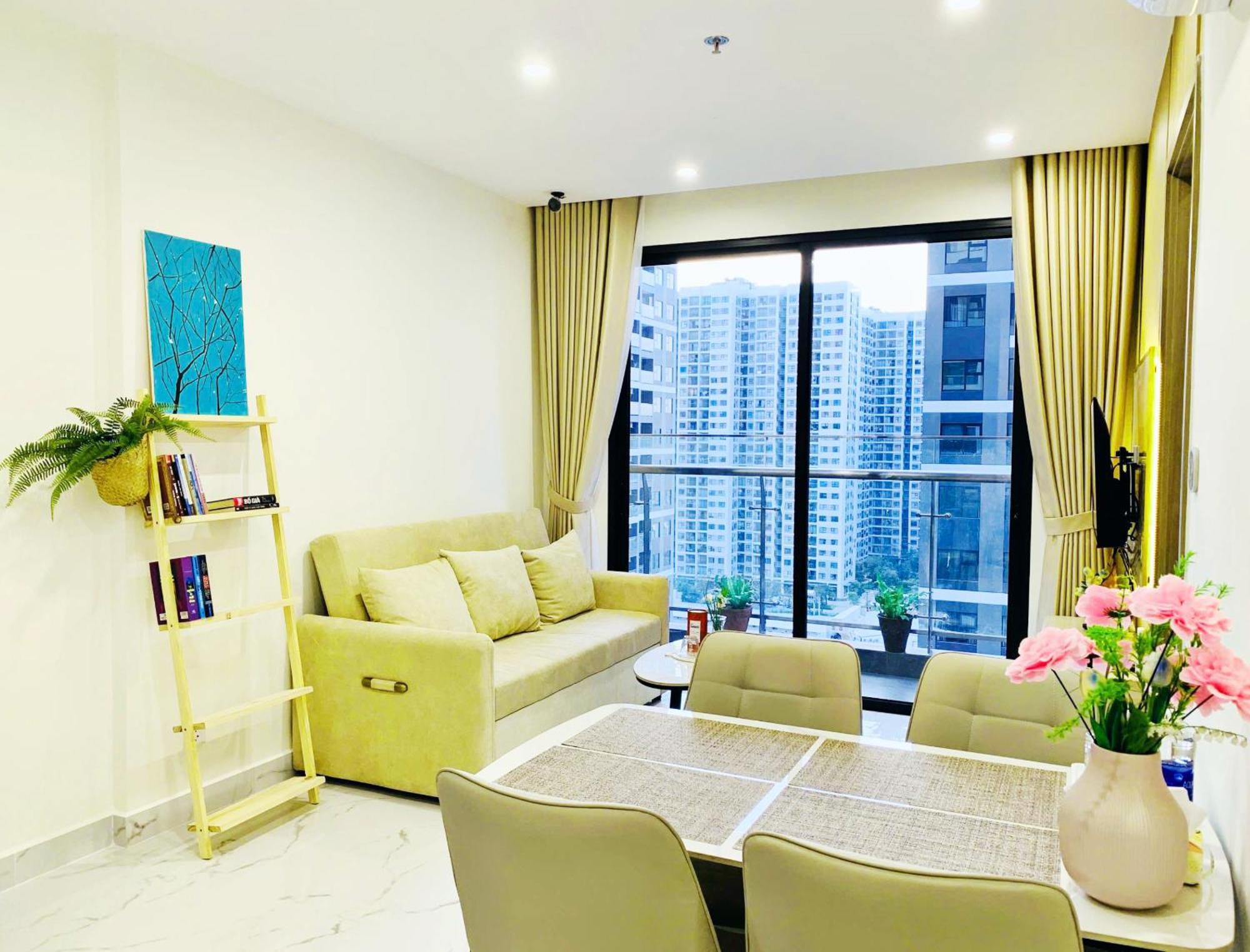 Apartment 2 Phong Ngu Solari Nhin Cong Vien Lien Ke Vincom Mega Mall *