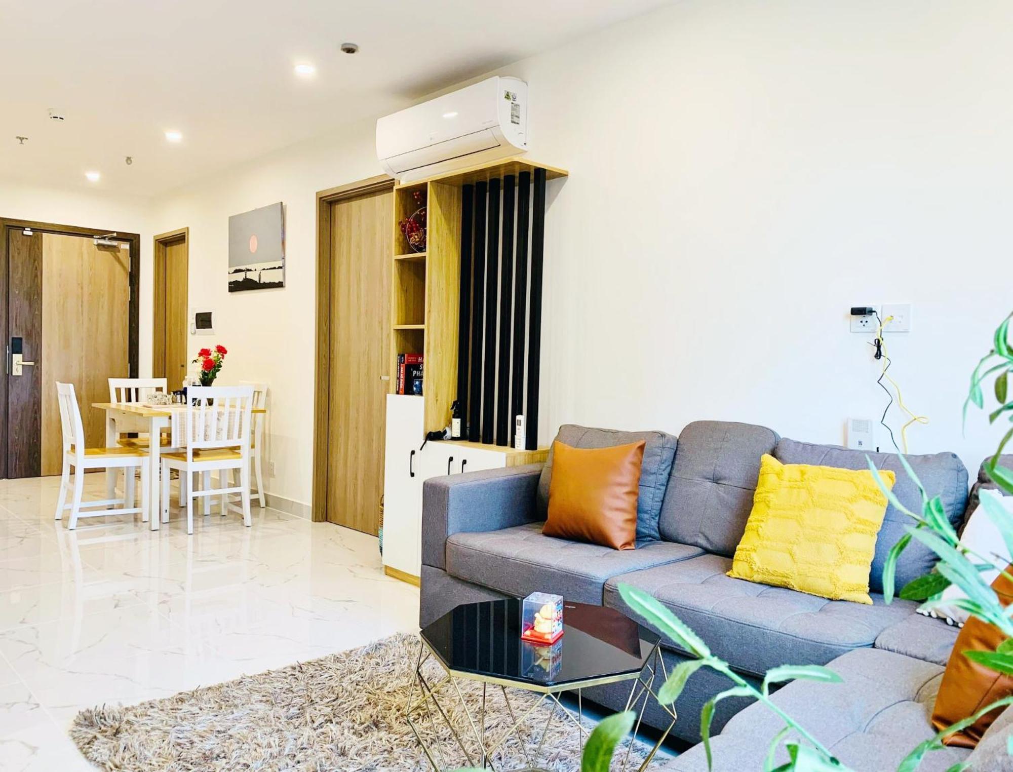 2 Phong Ngu Solari Nhin Cong Vien Lien Ke Vincom Mega Mall Long Binh