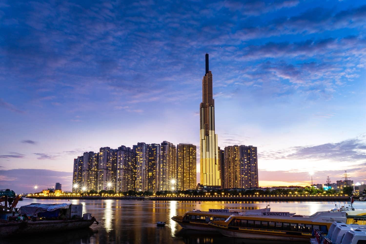 Crystal Landmark Riverside Apartment *