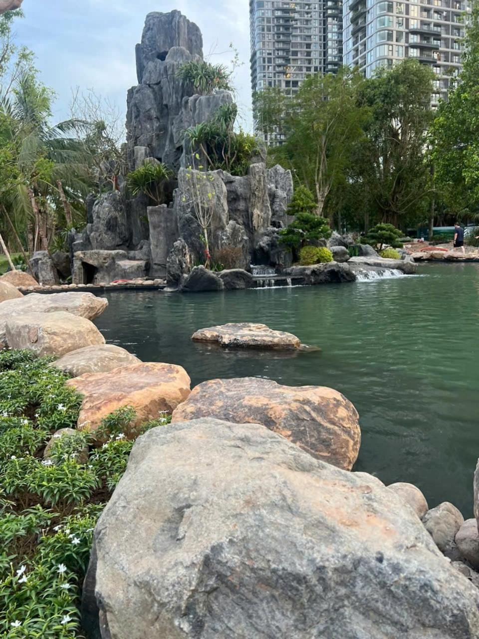 Apartment Tho's -can Ho 2n2wc Khu Onsen, Khu Ho Cao Cap Nhat Tai Ecopark Hung Yen