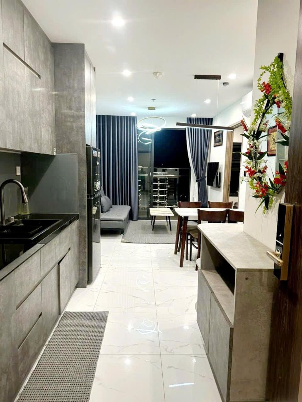 Shi House- Oasis Toa Bs16 -2br Vinhomes Grand Park Apartment