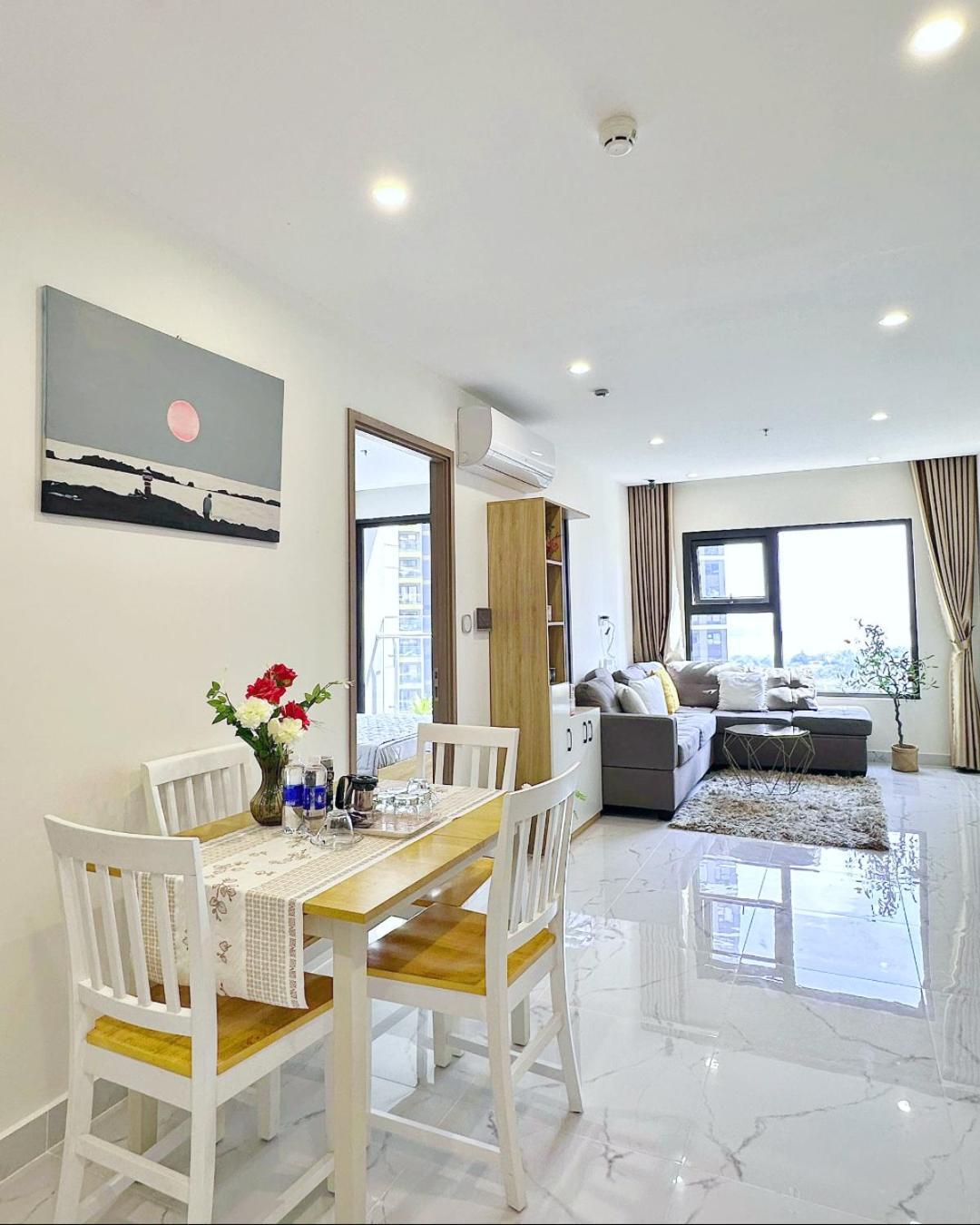 2 Phong Ngu Solari Nhin Cong Vien Lien Ke Vincom Mega Mall Long Binh