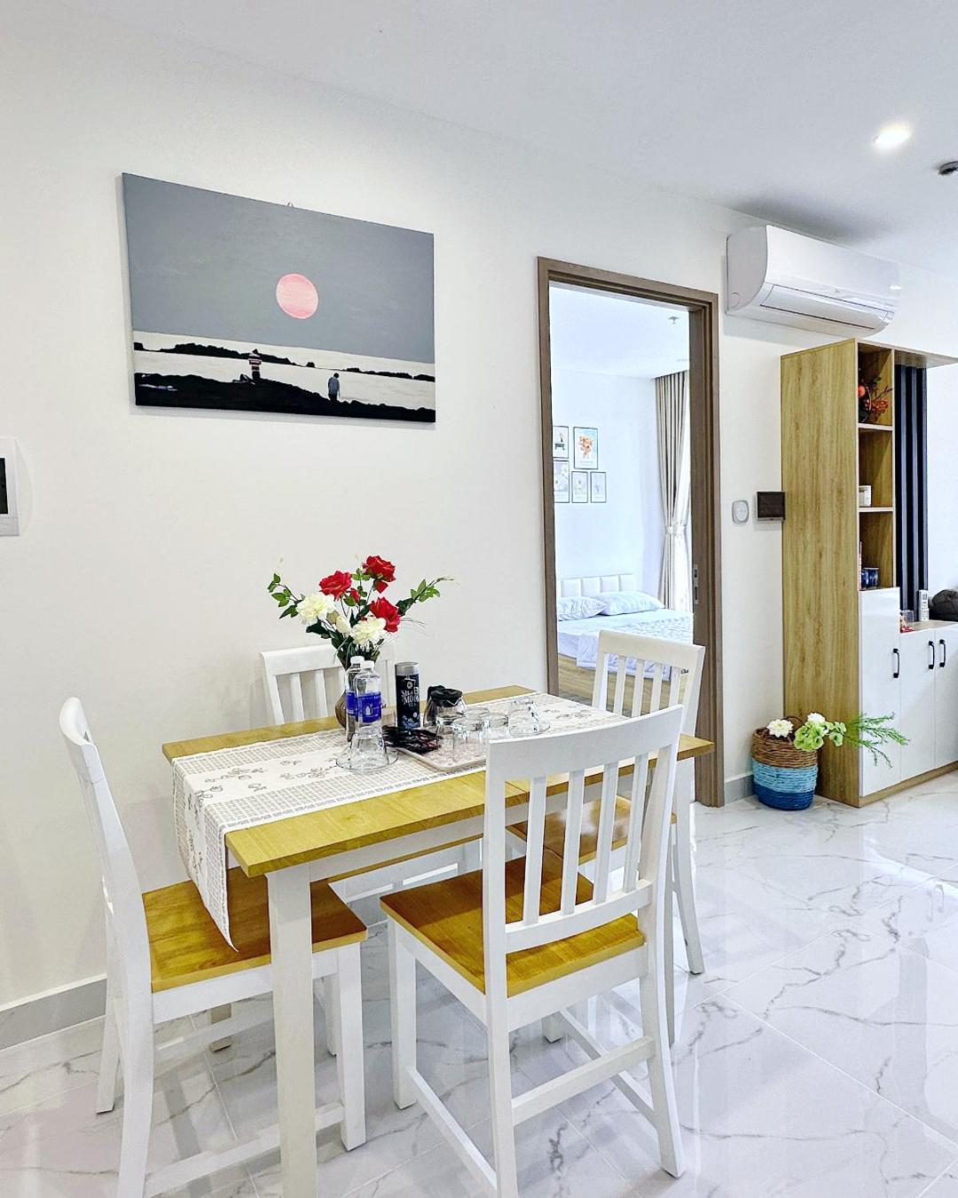 2 Phong Ngu Solari Nhin Cong Vien Lien Ke Vincom Mega Mall Apartment *
