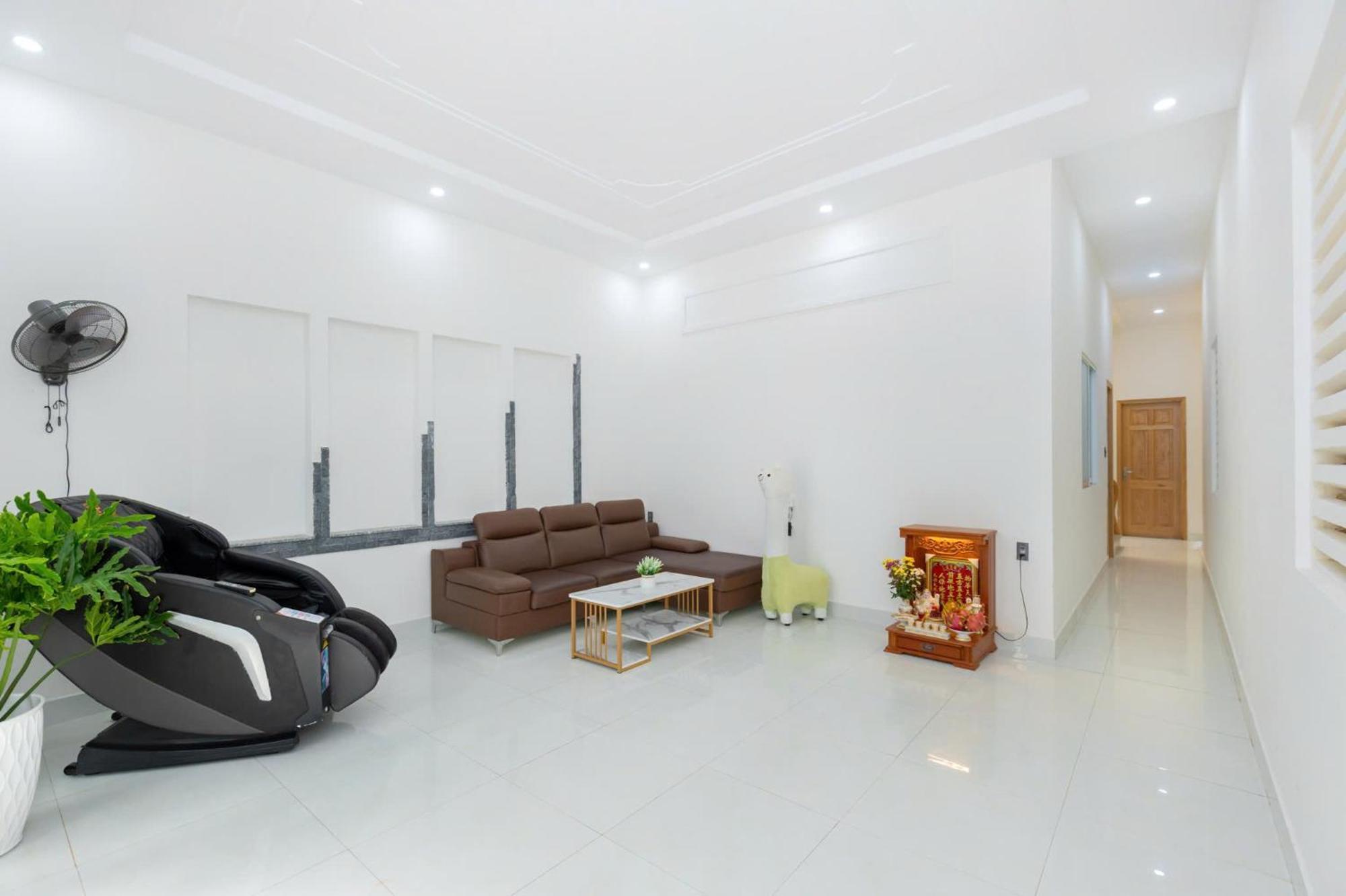 Ocean House - Di Bo 100 Met Ra Bien Bai Sau Thuy