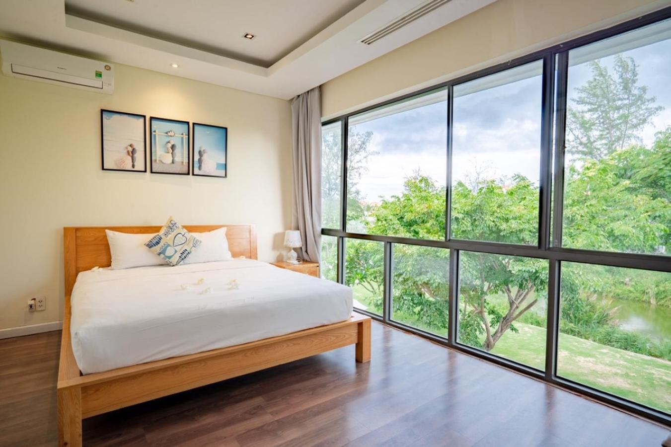 The Ocean Villa Da Nang