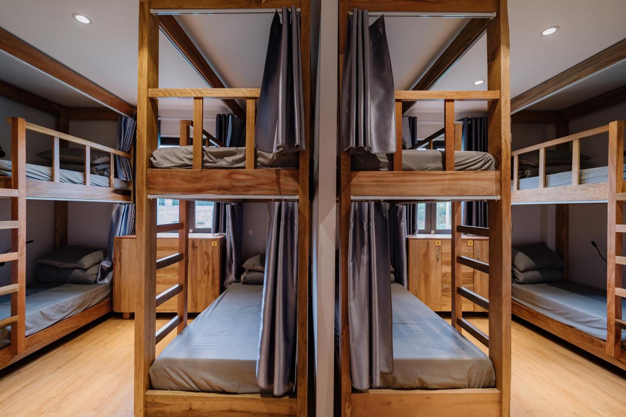 Dong Golden Hotel 3*