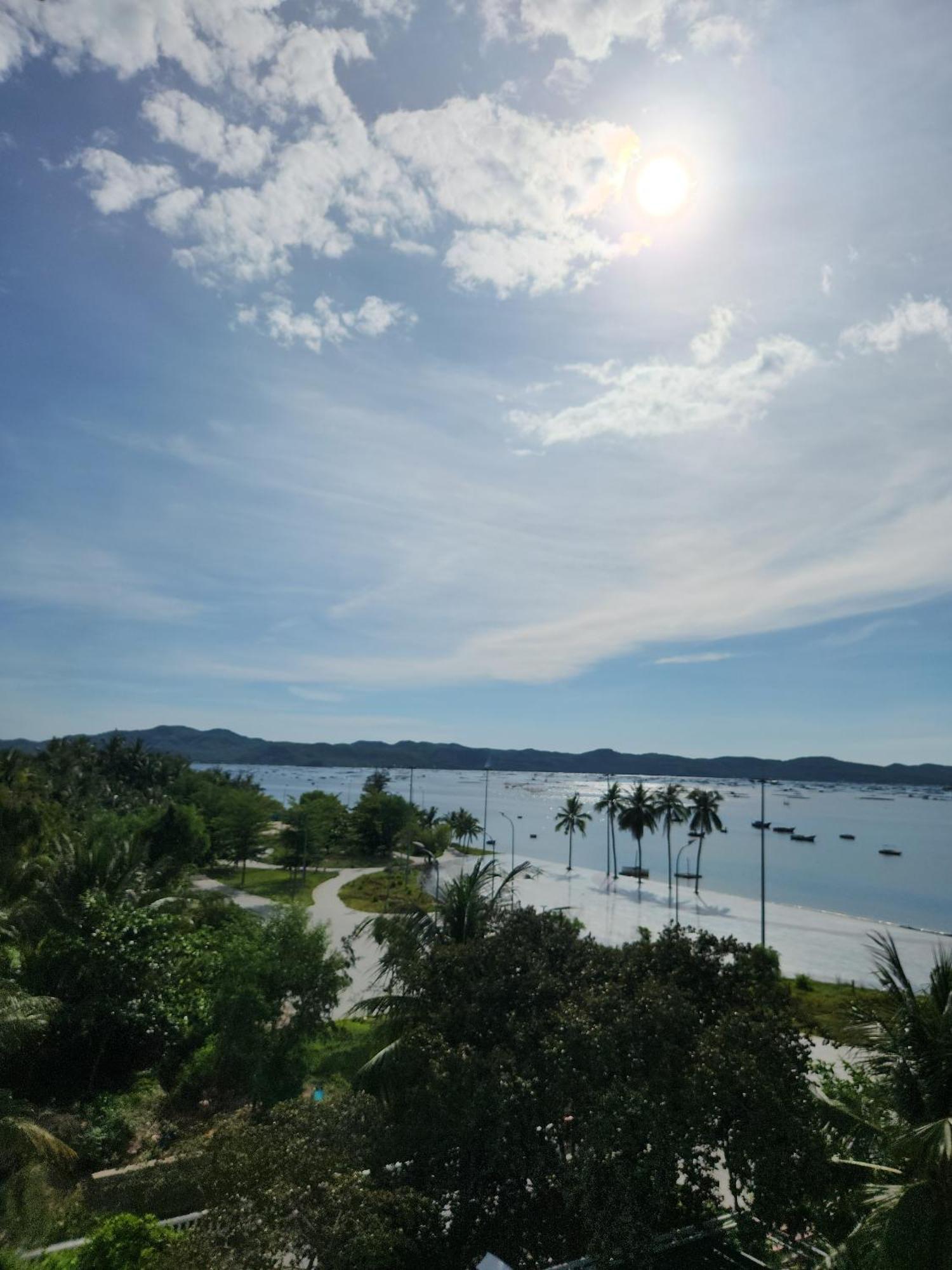 Khach San Laura Hotel Phu Yen